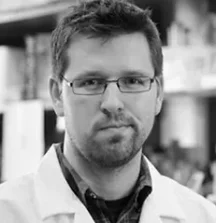 Headshot of Simon Johnson, PHD, Scientific and Medical Advisory Member for the Cure Mito Foundation.
